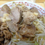 ラーメン二郎 - 固まりごろごろ