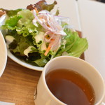 サクラカフェ - ランチセット（＋１００円）の『サラダとスープ』２０１８年５月