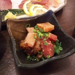 全席個室 居酒屋 あや鶏 - 鶏とマグロの山葵和え