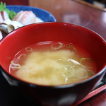 魚料理 ホノルル食堂 - あおさとねぎのみそ汁