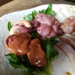 亀甲苑 - レバーもハツも艶がすごい♪