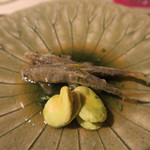 日本料理 みや  - 30年5月　天竜川稚鮎フリット　木の芽餡、空豆