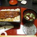 うなぎ 善 - 関東風うな重とお吸いもの