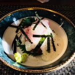 錦江湾 - お通し。鮪の山かけ。