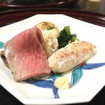 つる幸 - 能登牛のローストビーフ、毛ガニ