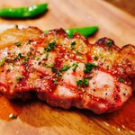 LYB豚の炭火焼 ロース