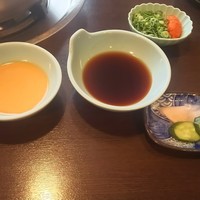 茶寮 もち月 - タレ、薬味、お新香