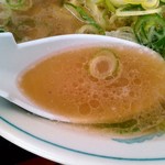 オーモリラーメン - スープ
