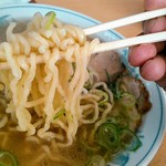 オーモリラーメン - 麺リフト