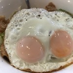 キッチン SALA - しょうが焼き目玉丼