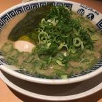 御天 - ネギラーメン+玉子トッピング アップ