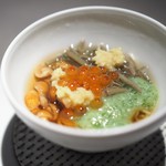 エクアトゥール - なめこ　いくら　おくら　ジュンサイ　冷たい麺