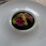 ENEKO Tokyo - メイン　仔豚のフリット　バジルのエマルション