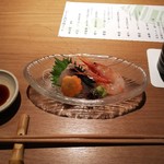 Bettei Takenoan - 鰆と牡丹海老の刺身