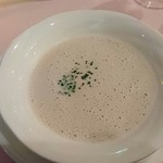 シェフ・ド・フランス - ポタージュスープ
