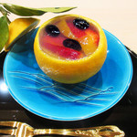 ぎをん 福志 - 11.水物:三宝柑 苺(京の雫) 黒豆 編み笠柚子 ゼリー