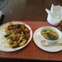 中国料理 彩湖 - 海鮮カレーとスープ