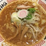 金澤濃厚豚骨ラーメン 神仙 - 