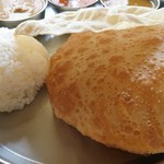 南インド料理ダクシン - ライス、パパド、プーリー(18-05)