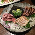 さつま鶏丸 - 三種鳥刺し
