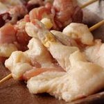 伊勢ろく - 朝挽きの新鮮な地鶏を最高の技術で焼き上げます