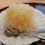 青華こばやし - 30年5月　マンゴーかき氷　ほうじ茶シロップ