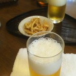 志美津や - ビールとおつまみ１。