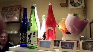 Ikoma - 酒瓶がさりげなく、飾られています！