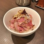 麺屋りゅう - 週替わり丼（レアチャーシュー丼）