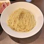 麺屋りゅう - 冷やし煮干しつけめんの麺