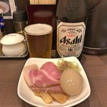 麺屋りゅう - 瓶ビール + おつまみ皿