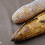 ル・プチメック 日比谷店 - バゲット（250円）★4.5 バゲット・リュスティック（250円）★4.0