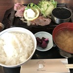 ディーズハピネス - ハピネスステーキ