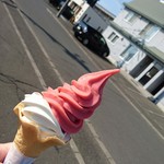 ジーセブン - 厳選いちご・北海道バニラのダブル 330円