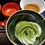 Shinshuu Zenkouji Yakuouin - 抹茶パウダー掛けのアイスなかなか