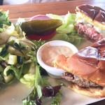 The Commodore's Boathouse Bar And Grill - 