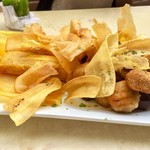Mambo Cafe - 料理写真:プランテーンチップス