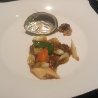 黄鶴 - あわびのオイスターソース炒め(炒鮑魚)