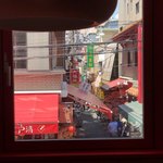 Kinryou - 窓の下には市場通りの喧騒が