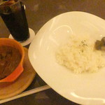 ザ ロビーラウンジ - フォンドボーとミックスマサラを使ったビーフカレー　と　セットドリンク【２０１８年５月】