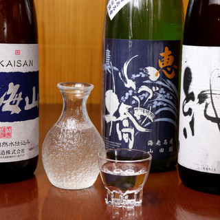 絶品海鮮と共に愉しむ厳選銘酒◎これ以上無い相性をご堪能あれ。