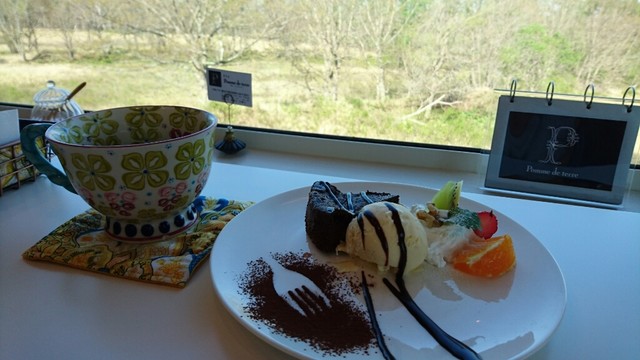 ポム ド テール Pomme De Terre 鶴居村その他 カフェ 食べログ