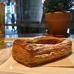 ザ マンダリン オリエンタル グルメショップ - リュバーブのデニッシュ 2017/03/10