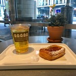 ザ マンダリン オリエンタル グルメショップ - リュバーブのデニッシュ 2017/03/10