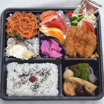 サン・ビオラ - 1000円ヒレカツ弁当