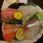 大衆酒場 ゑびす - 三種盛りの四種盛り