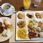 グランカフェ - ◆ツイツイ、取りすぎまして・・(^^;)