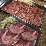 ヤキニク ホルモン どうげん