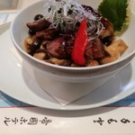 パークサイドダイナー - 友人の注文した、牛網焼きとフォアグラの洋風丼