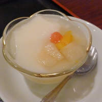 廣東飯店 - ランチの杏仁豆腐